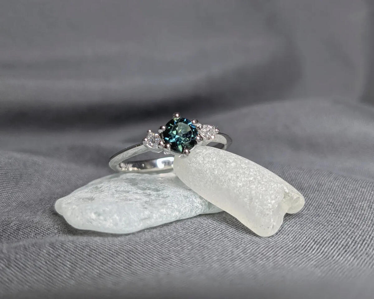 14k gold, sapphire, diamonds